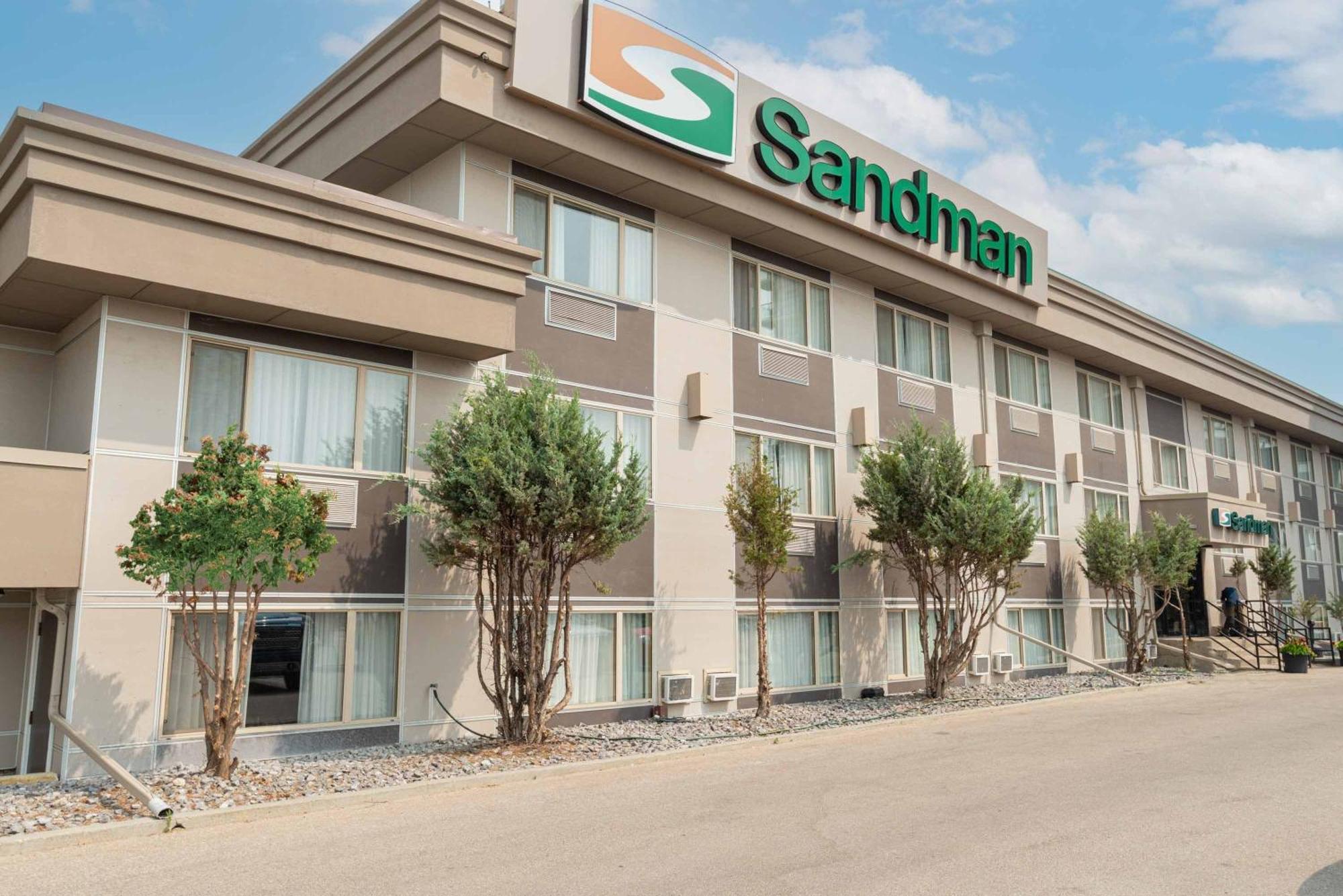 Sandman Hotel Edmonton West Exterior foto